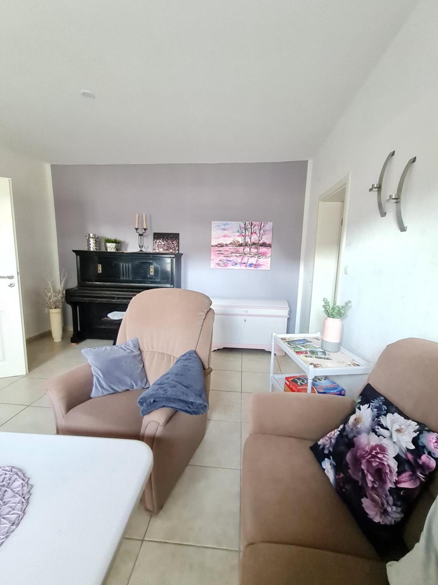 Ferienwohnung Am Huenenweg Berge  Exteriör bild