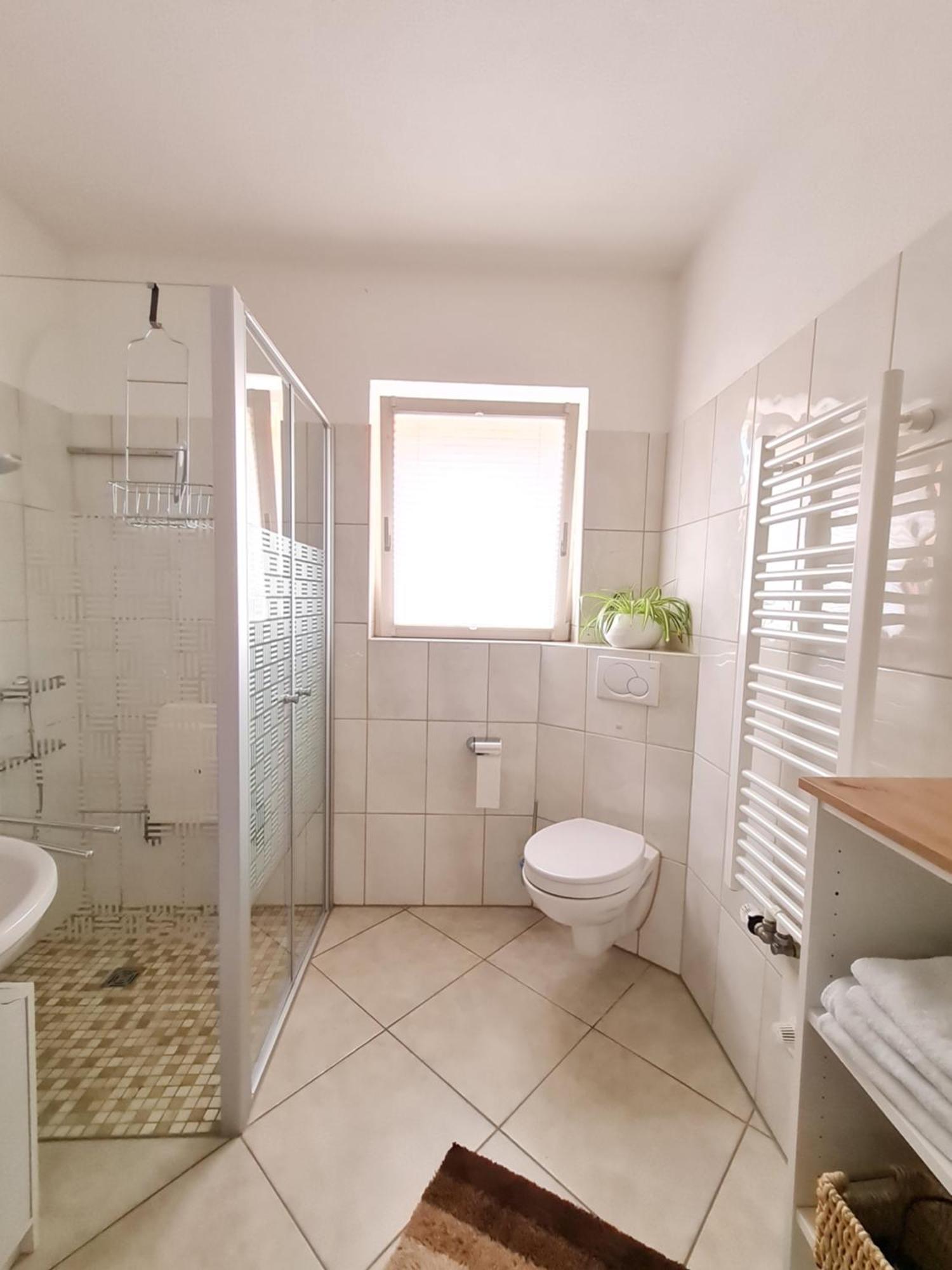 Ferienwohnung Am Huenenweg Berge  Exteriör bild